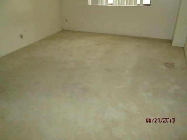 Photo of Unit 402 at 8000 Hampton Bl