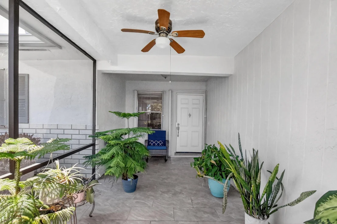 Photo of 6277 Overland Place