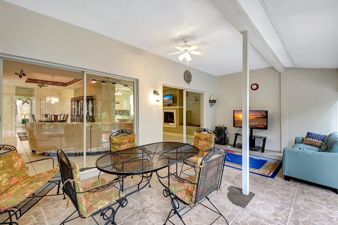Photo of 10864 Madison Drive