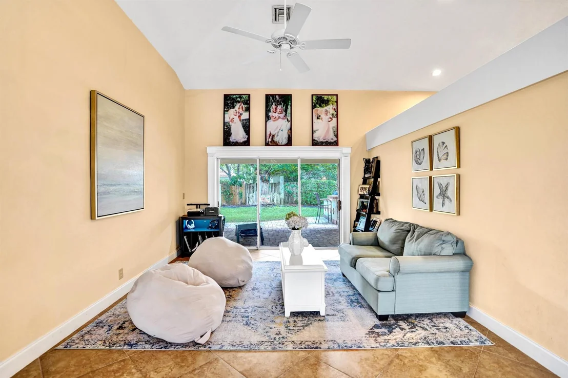 Photo of 7608 Monclair Court