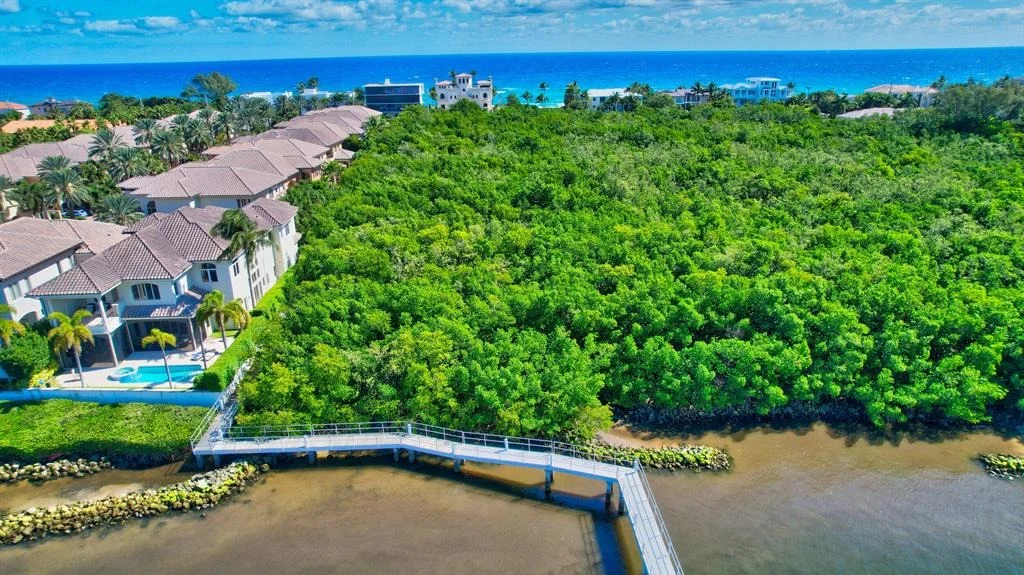 Photo of 4022 S Ocean Boulevard