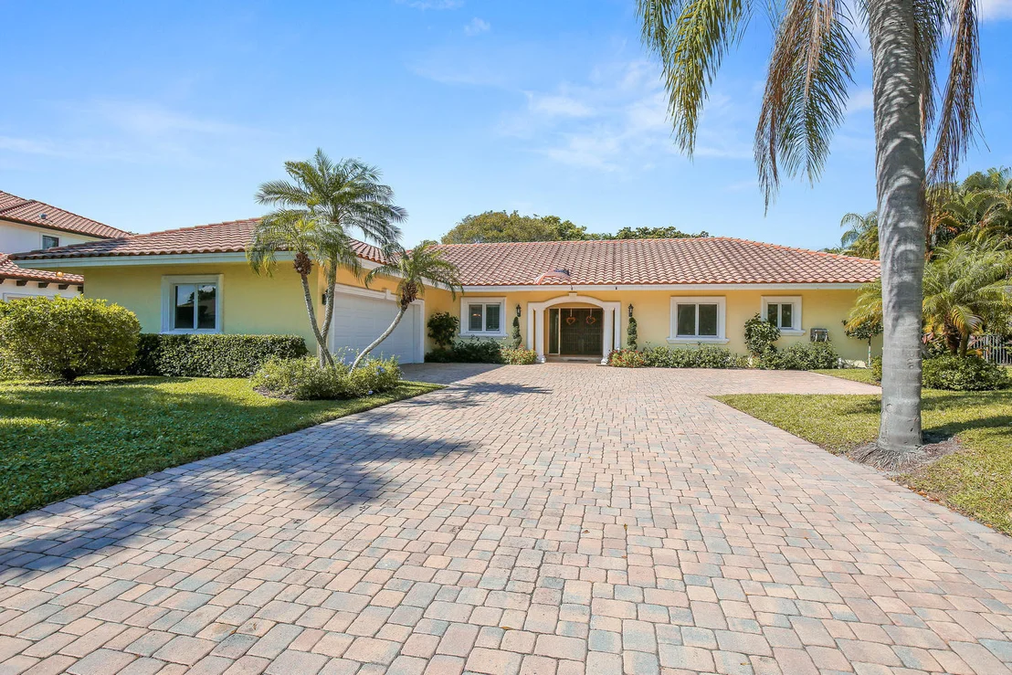 Photo of 10539 Pine Tree Terrace