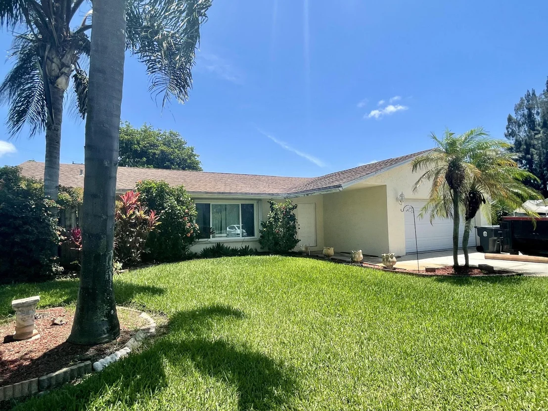 Photo of 4382 Marlin Street