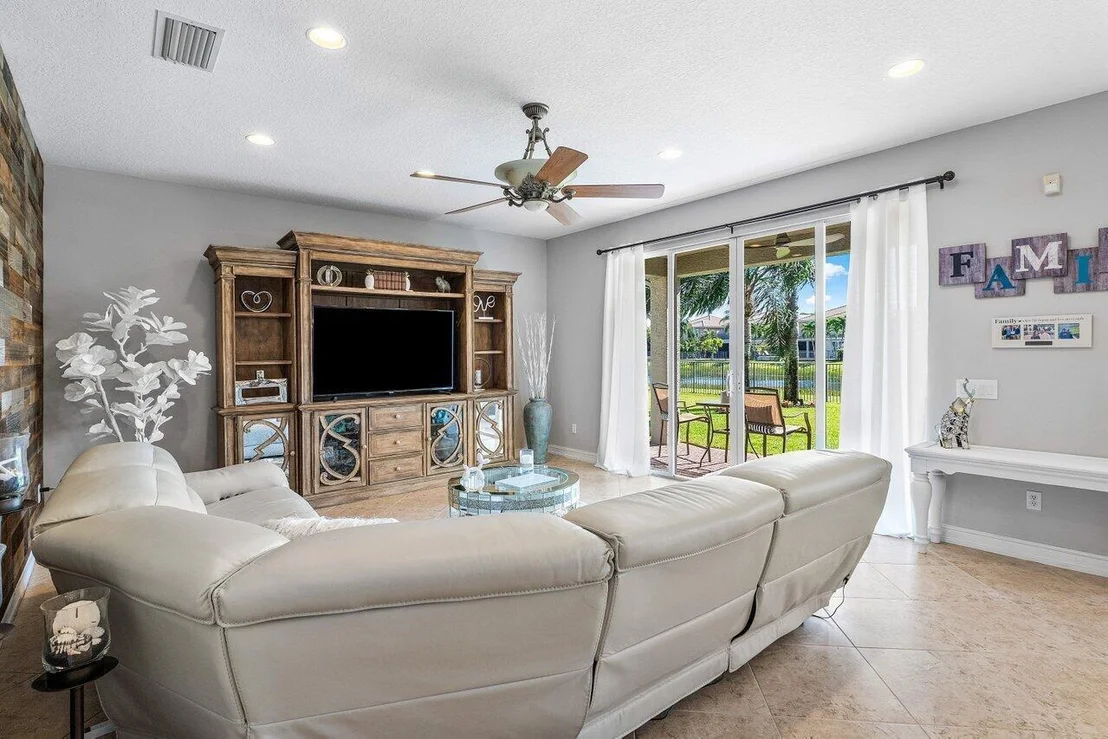 Photo of 8562 Shallowbrook Cove