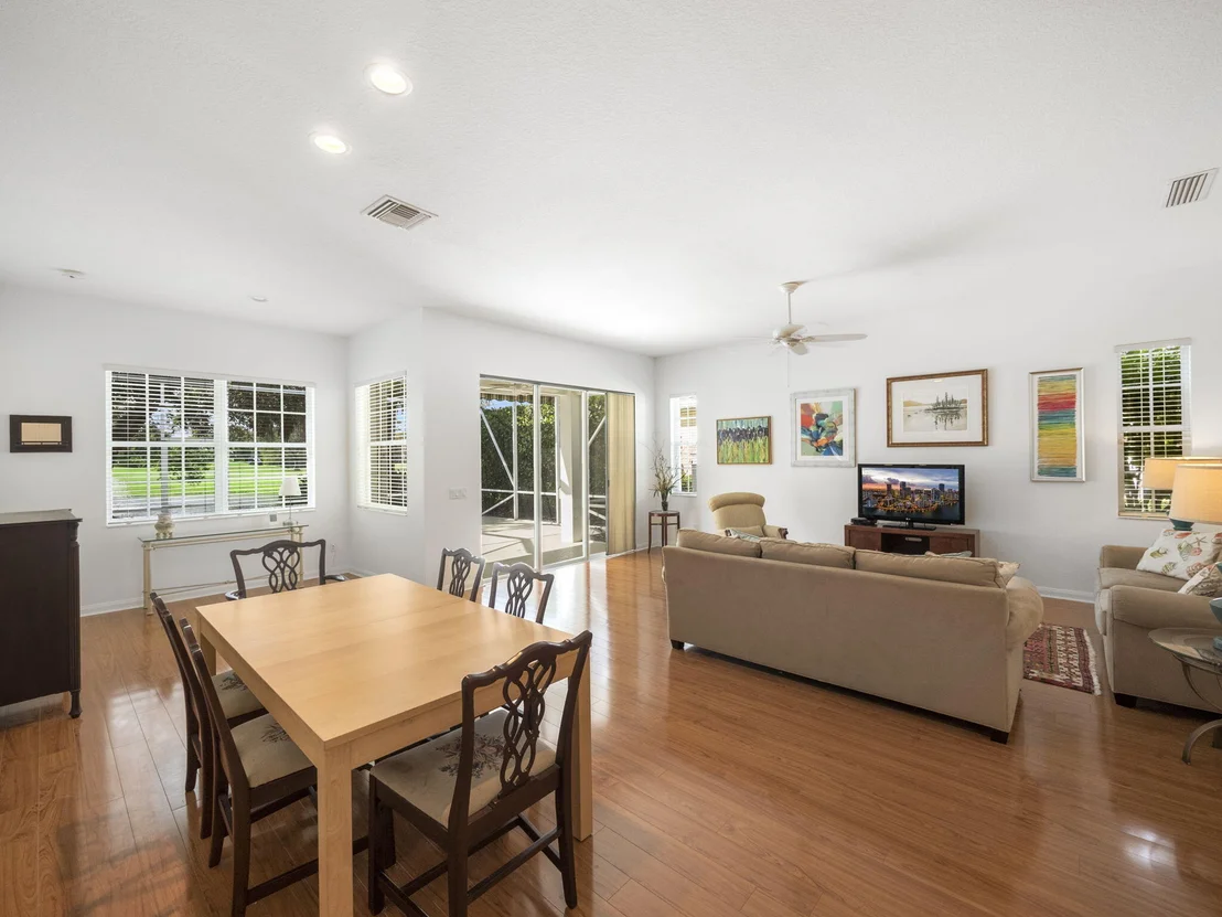 Photo of 192 Barbados Drive