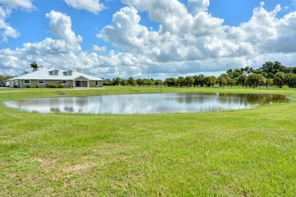 Photo of 17600 Pineapple Lane
