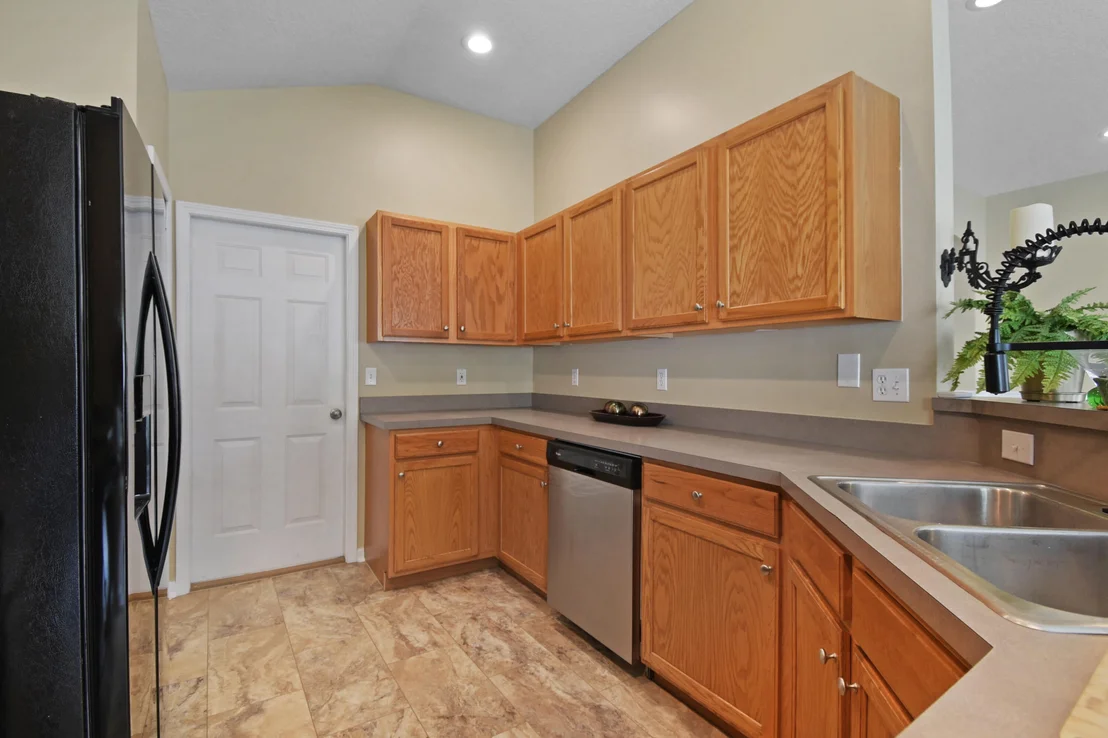 Photo of 948 Oak Arbor Circle
