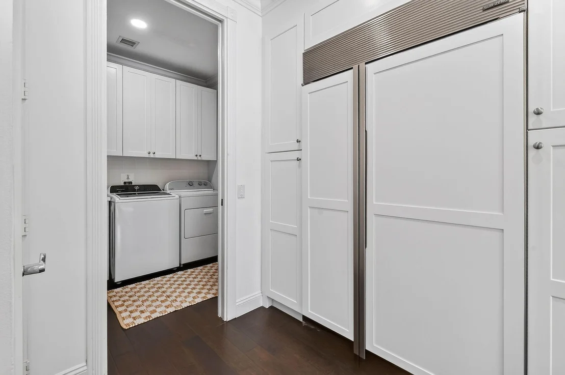 Photo of 350 Caravelle Drive