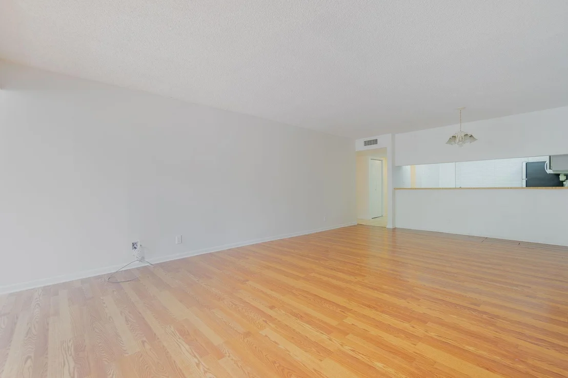 Photo of Unit 214 at 8000 Hampton Boulevard