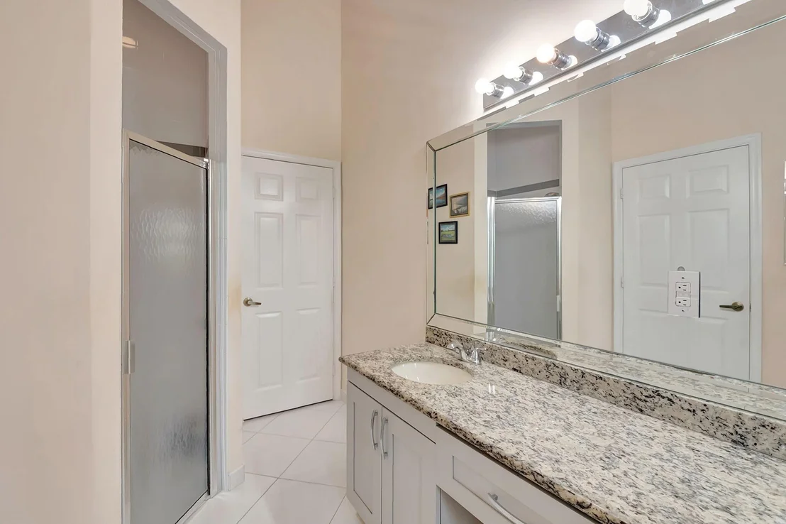 Photo of 6851 Grenelefe Road