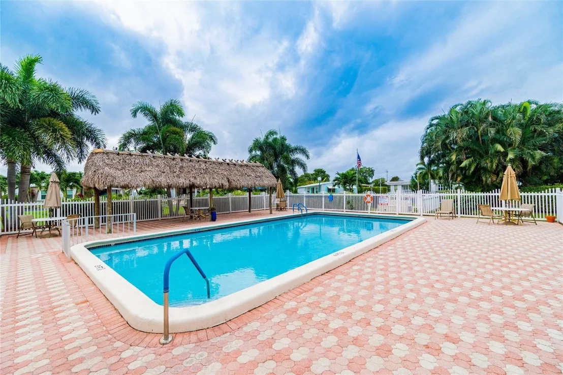 Photo of 5347 NW 1st Way