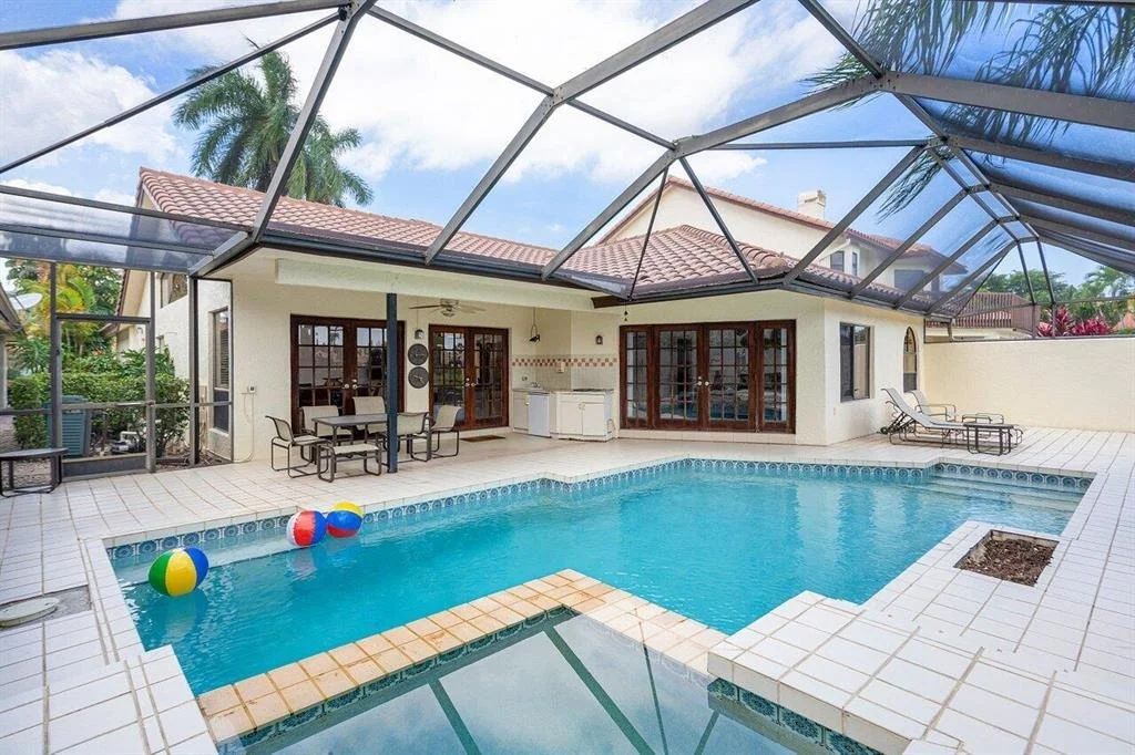 Photo of 22651 Esplanada Circle W