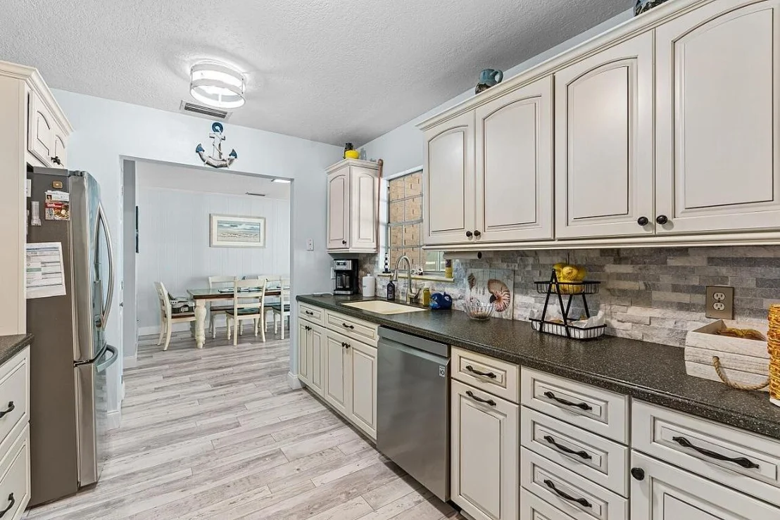 Photo of 2801 Grove Drive