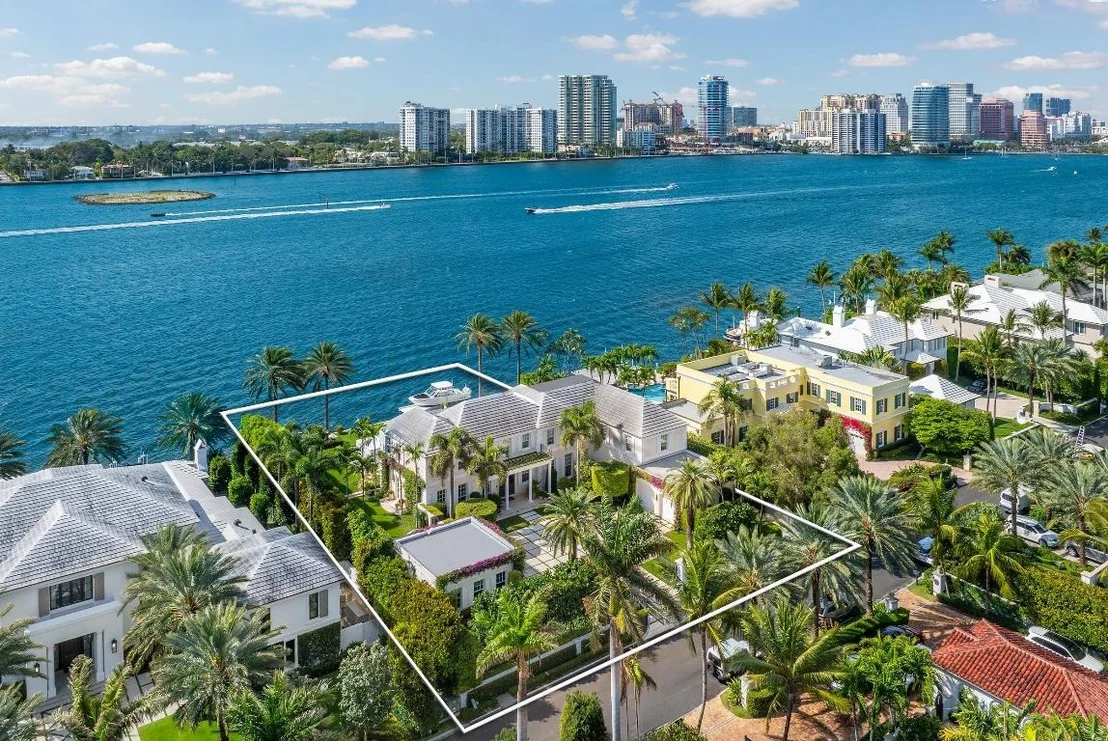 Photo of 631 Island Drive