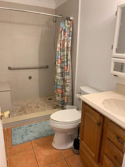 Photo of Unit B at 360 High Point Boulevard