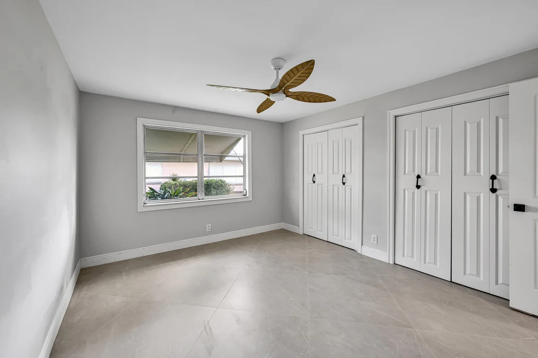 Photo of Unit D at 285 Main Boulevard