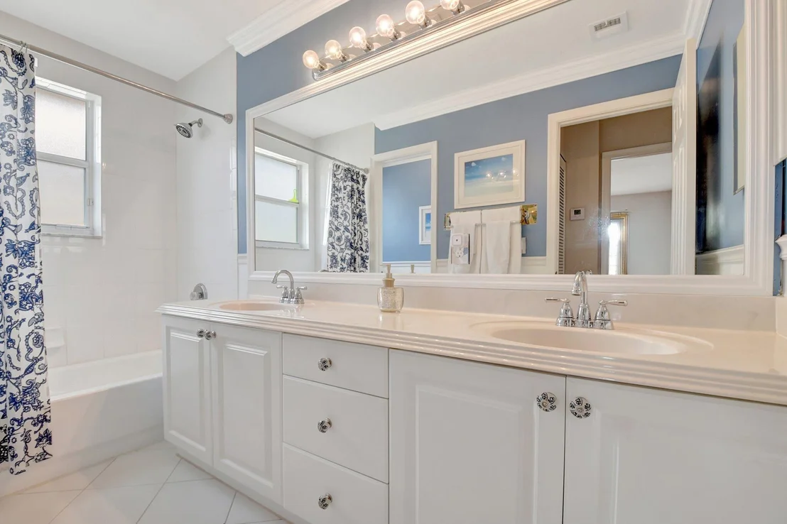 Photo of 6584 Marbletree Lane