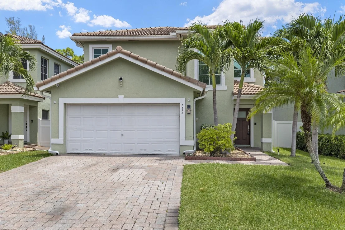 Photo of 6556 Adriatic Way