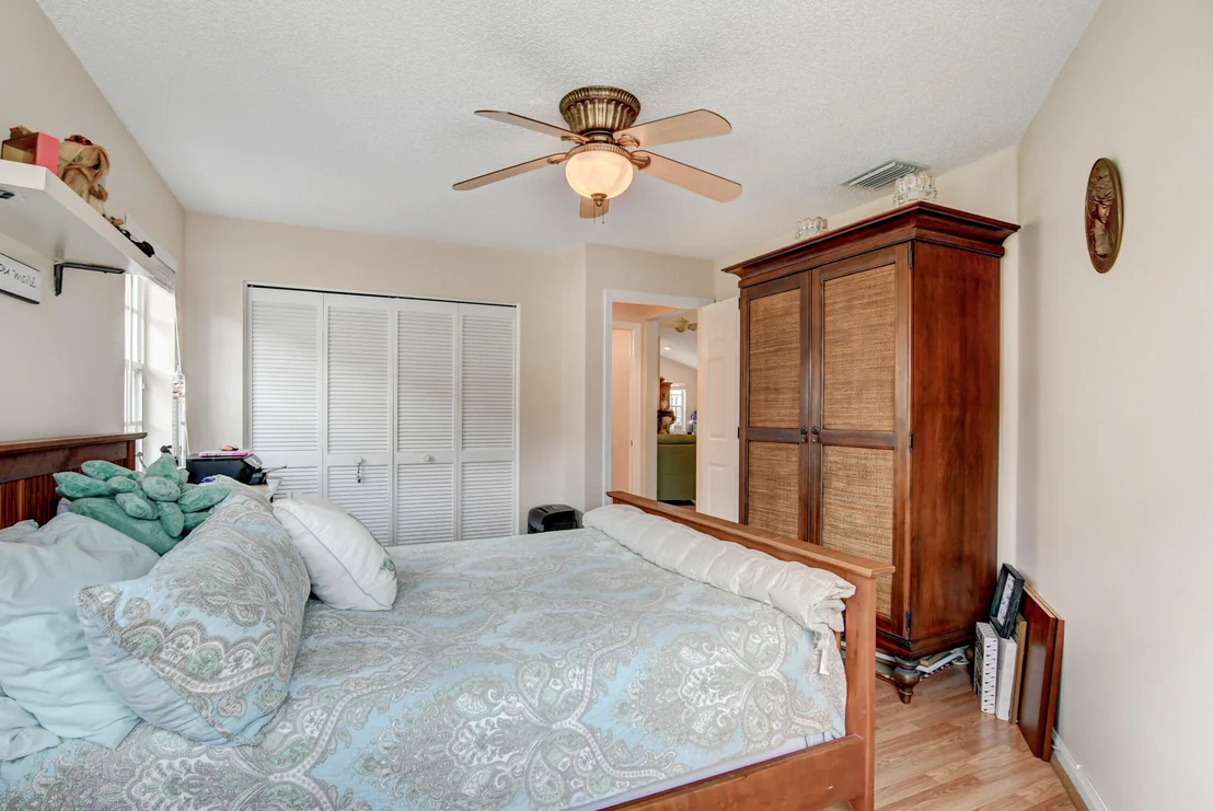 Photo of 6081 Bluegrass Drive