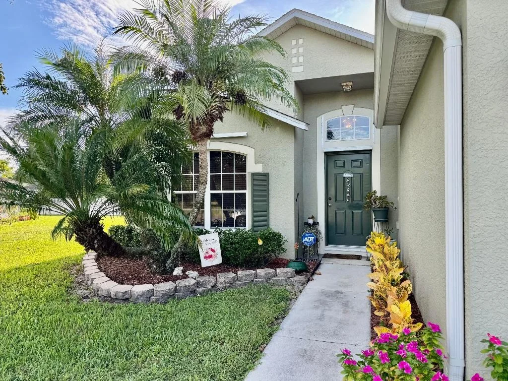 Photo of 527 SE 38th Avenue