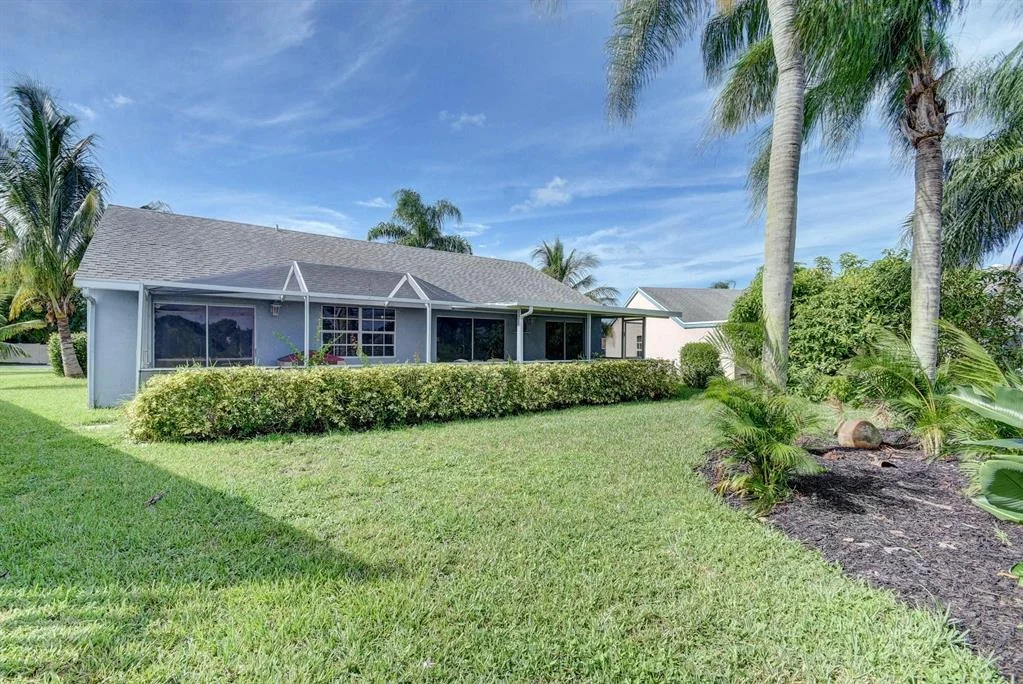 Photo of 1840 Edgewater Drive