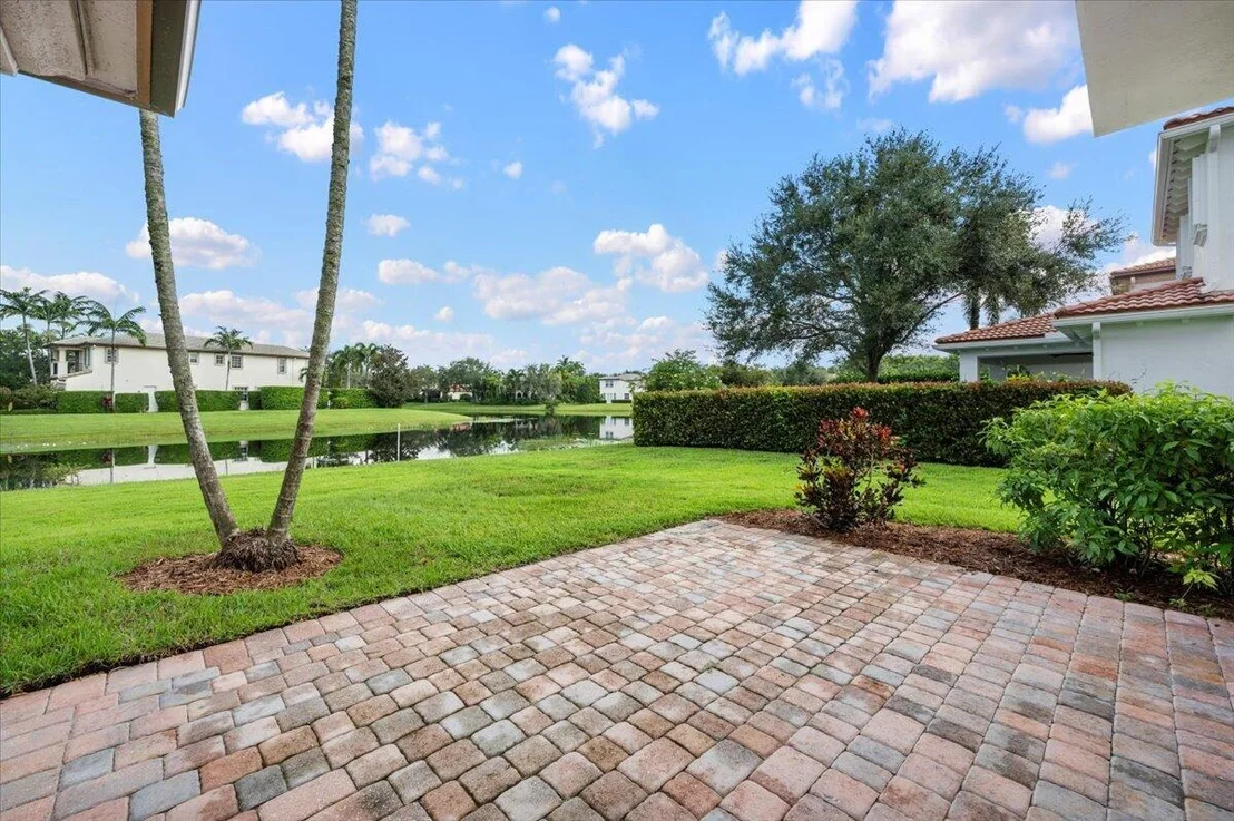 Photo of 657 Castle Drive