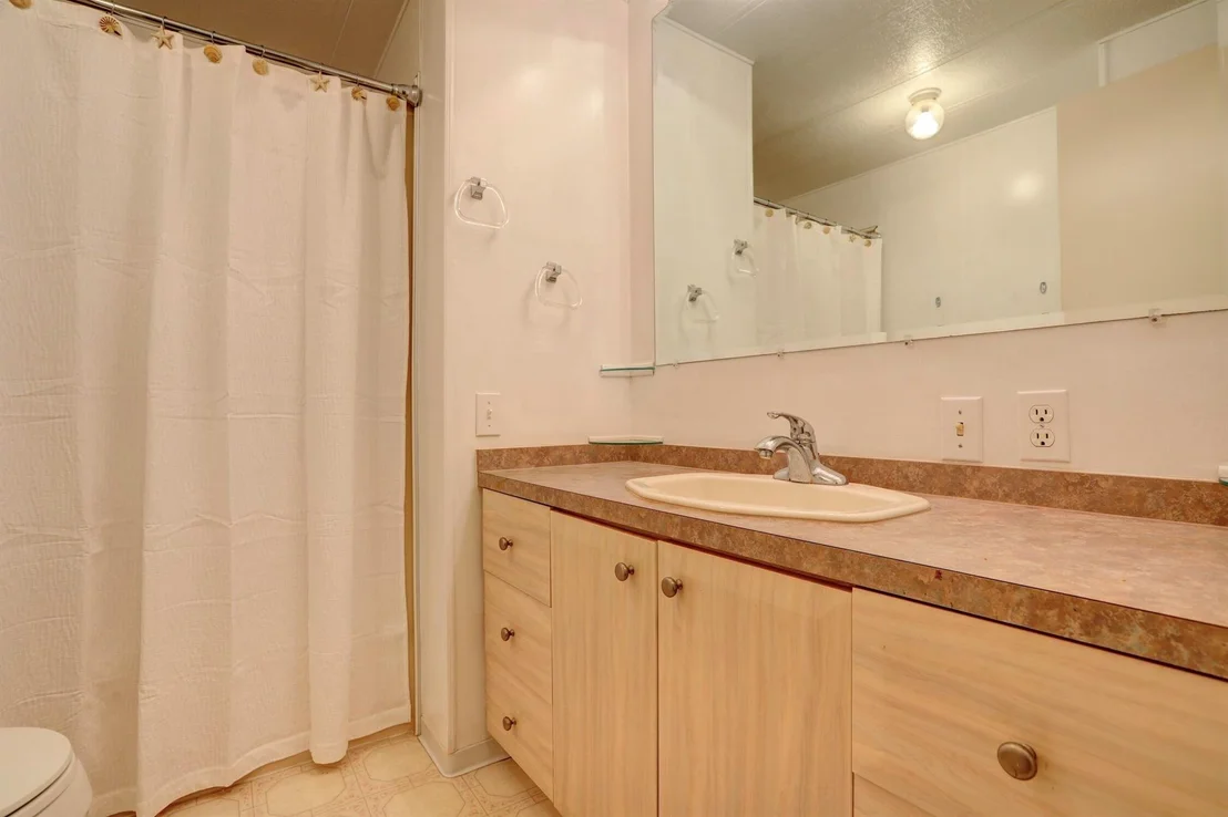 Photo of 1014 Sebastian Road