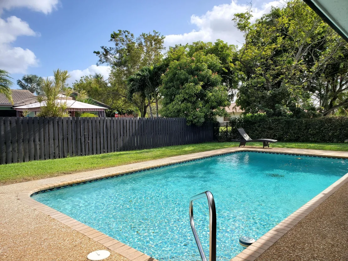 Photo of 477 NW 107th Terrace