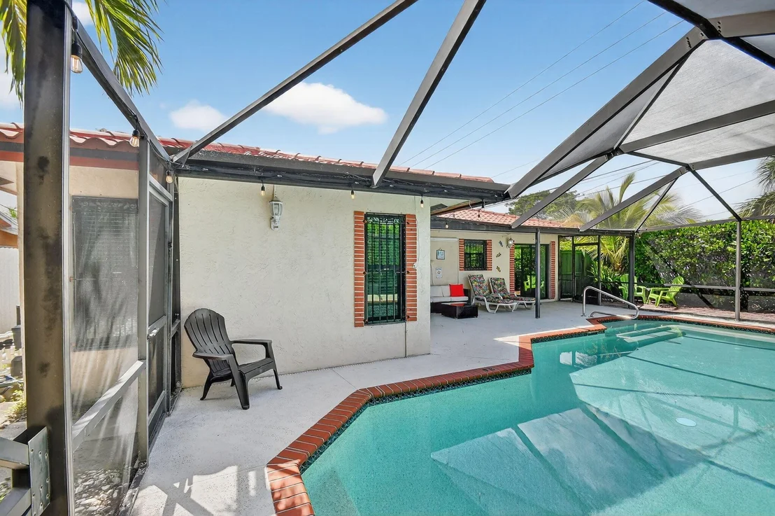 Photo of 1035 Soelca Drive