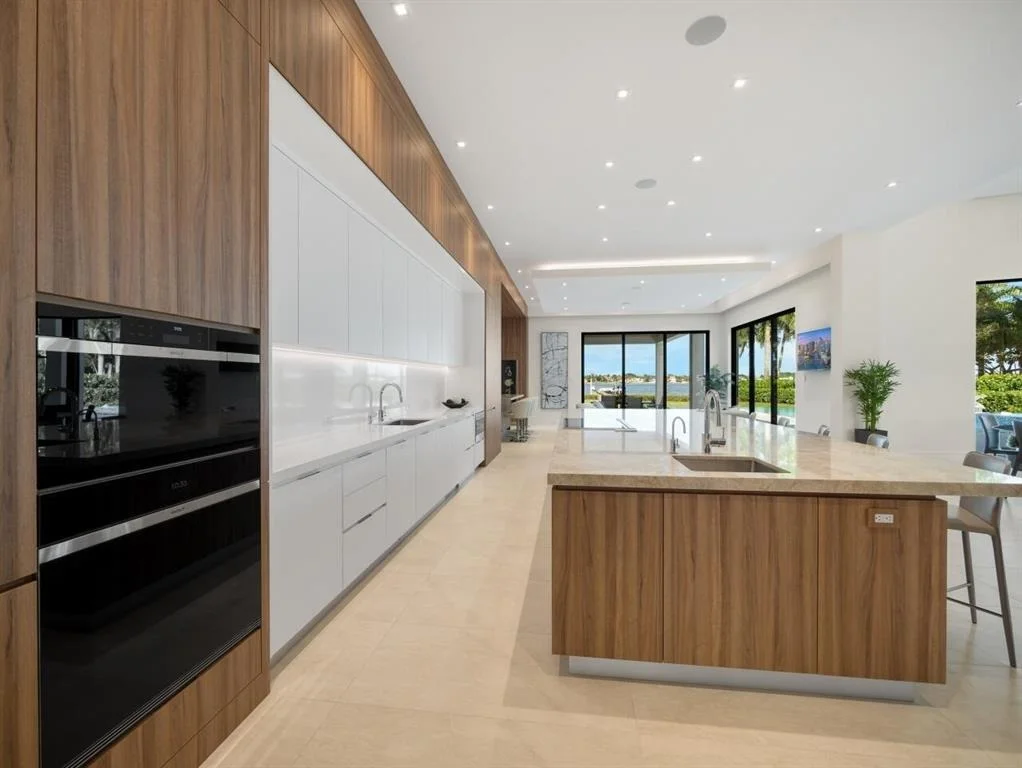 Photo of 5695 Pennock Point Road