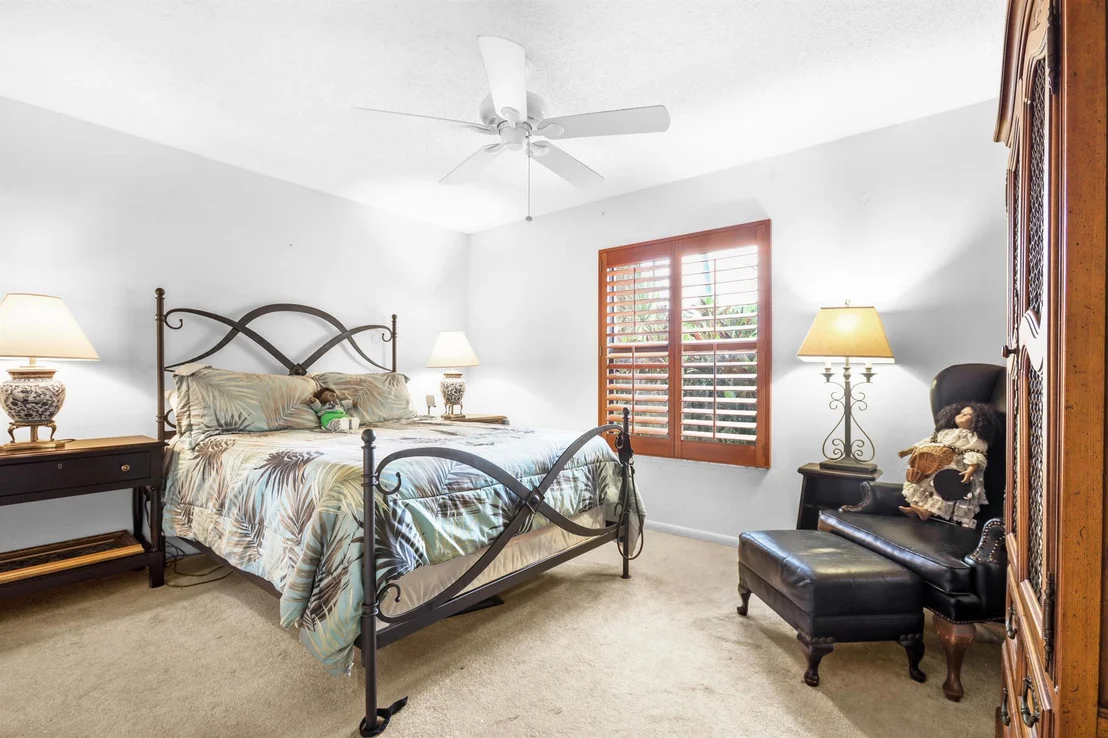 Photo of 2450 Riviera Drive