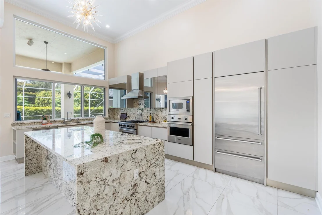 Photo of 6805 NW 70th Place