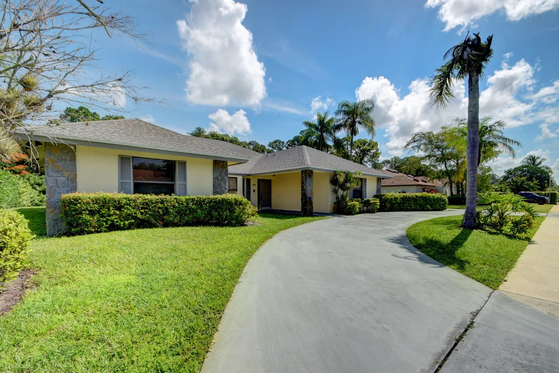 Photo of 13385 La Mirada Circle