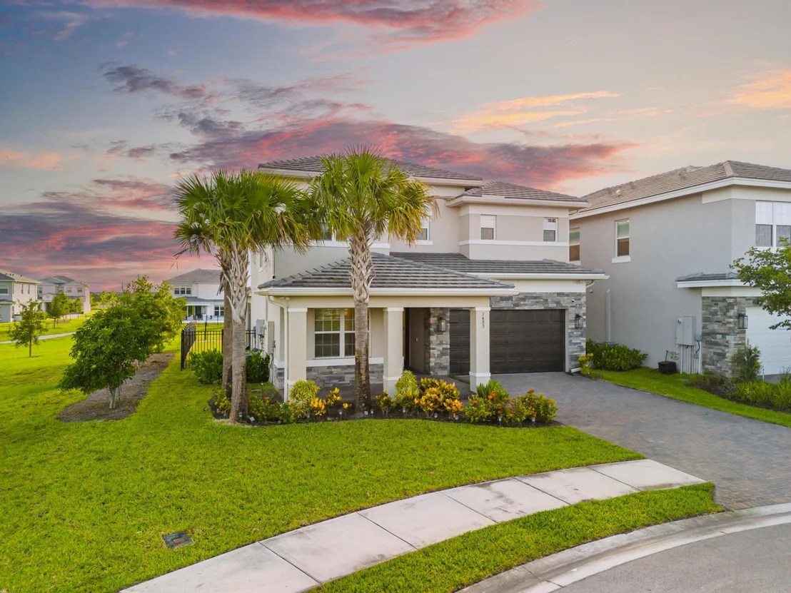 Photo of 1403 Thistle Place