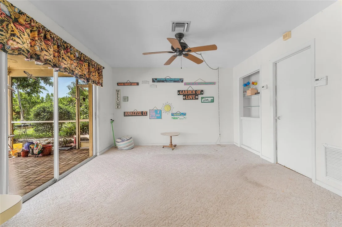 Photo of 6855 Tradewind Way