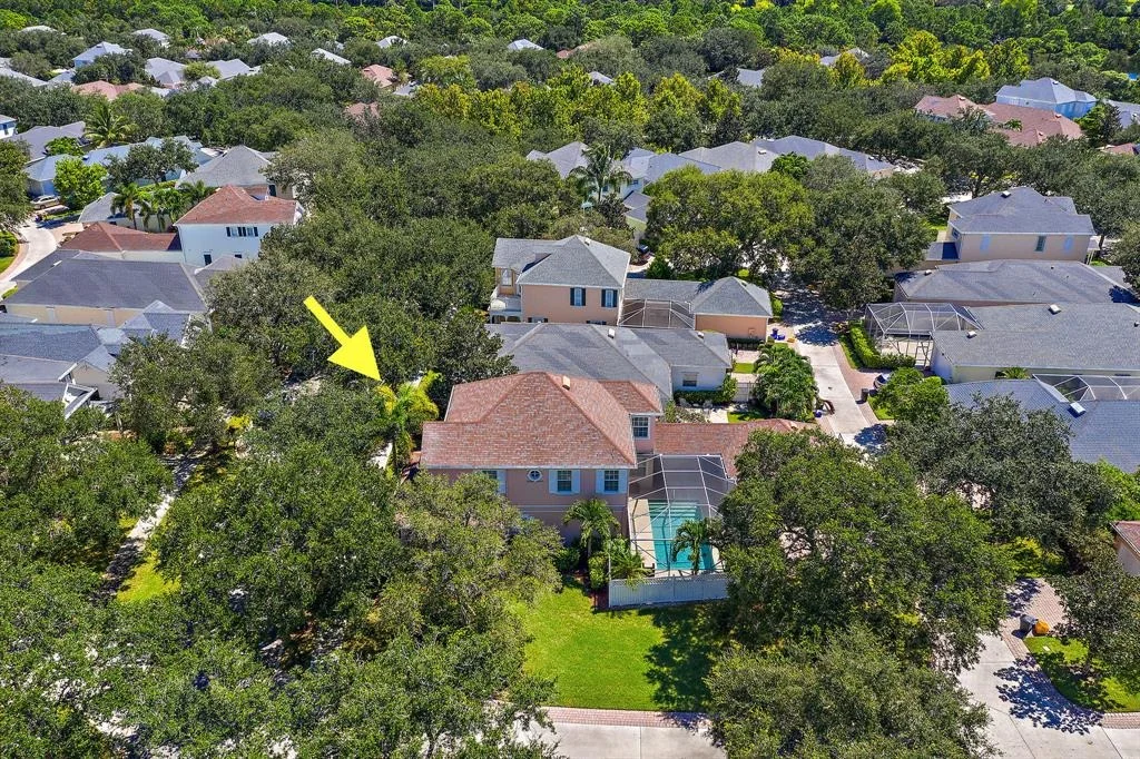 Photo of 213 Honeysuckle Drive