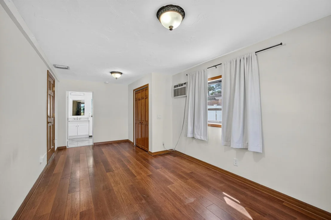 Photo of 5408 Sioux Street