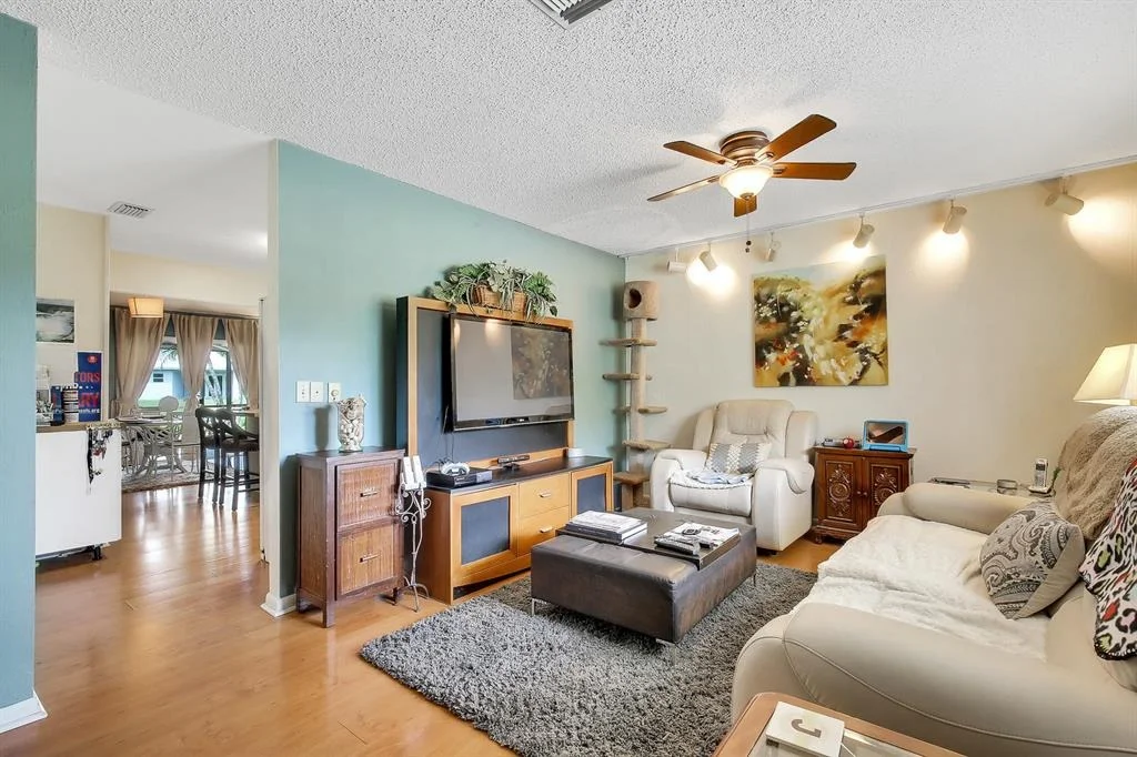 Photo of 16221 130th Way N