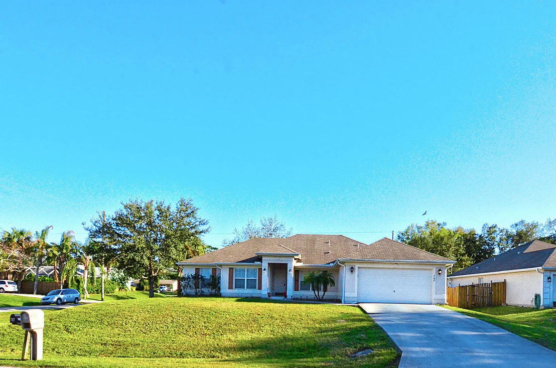 Photo of 702 Bayfront Terrace