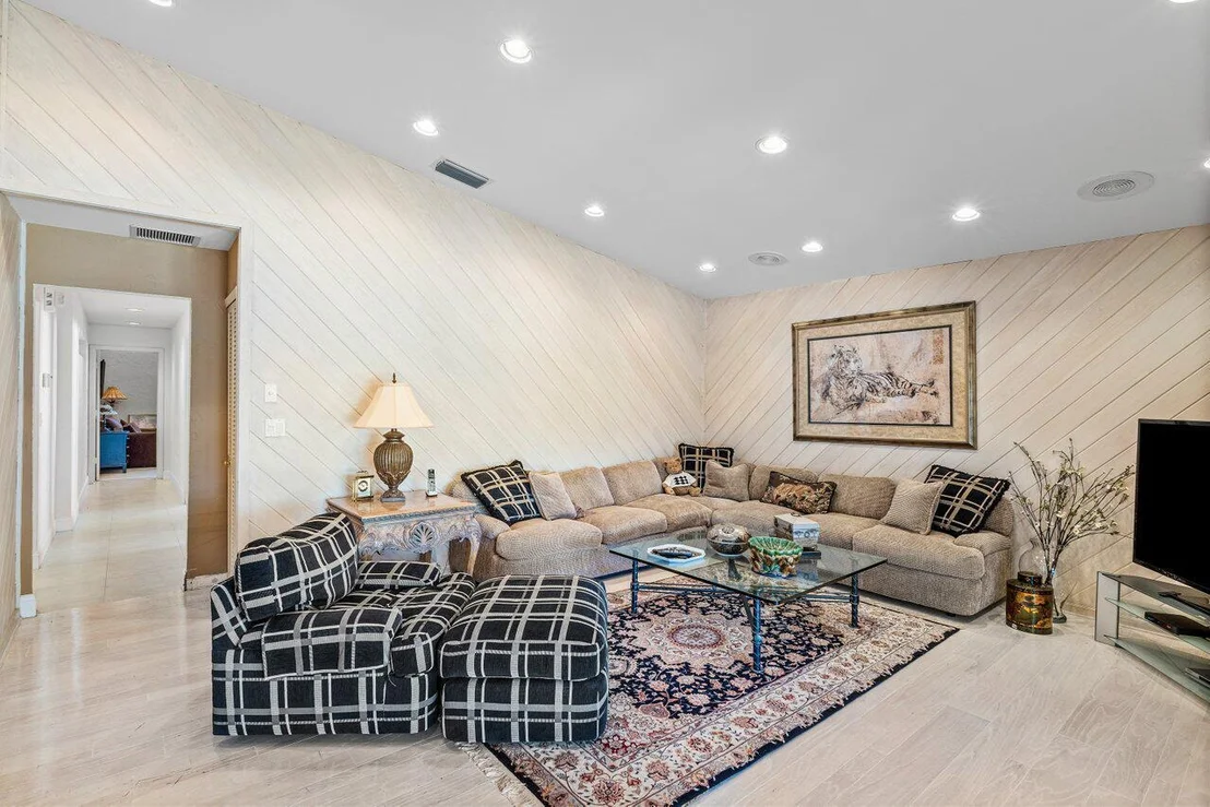 Photo of 4770 Tree Fern Drive