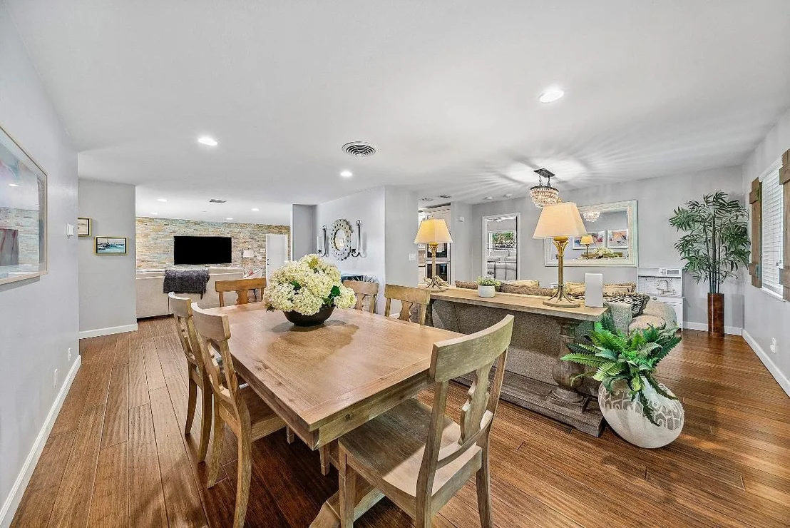 Photo of 3213 Canal Drive