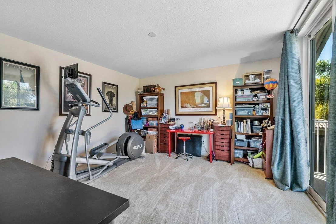 Photo of 6538 Stonehurst Circle