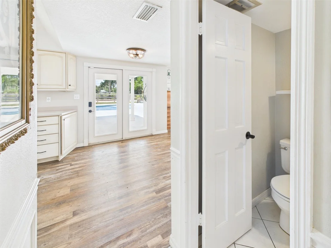 Photo of 2045 SW 18th Lane