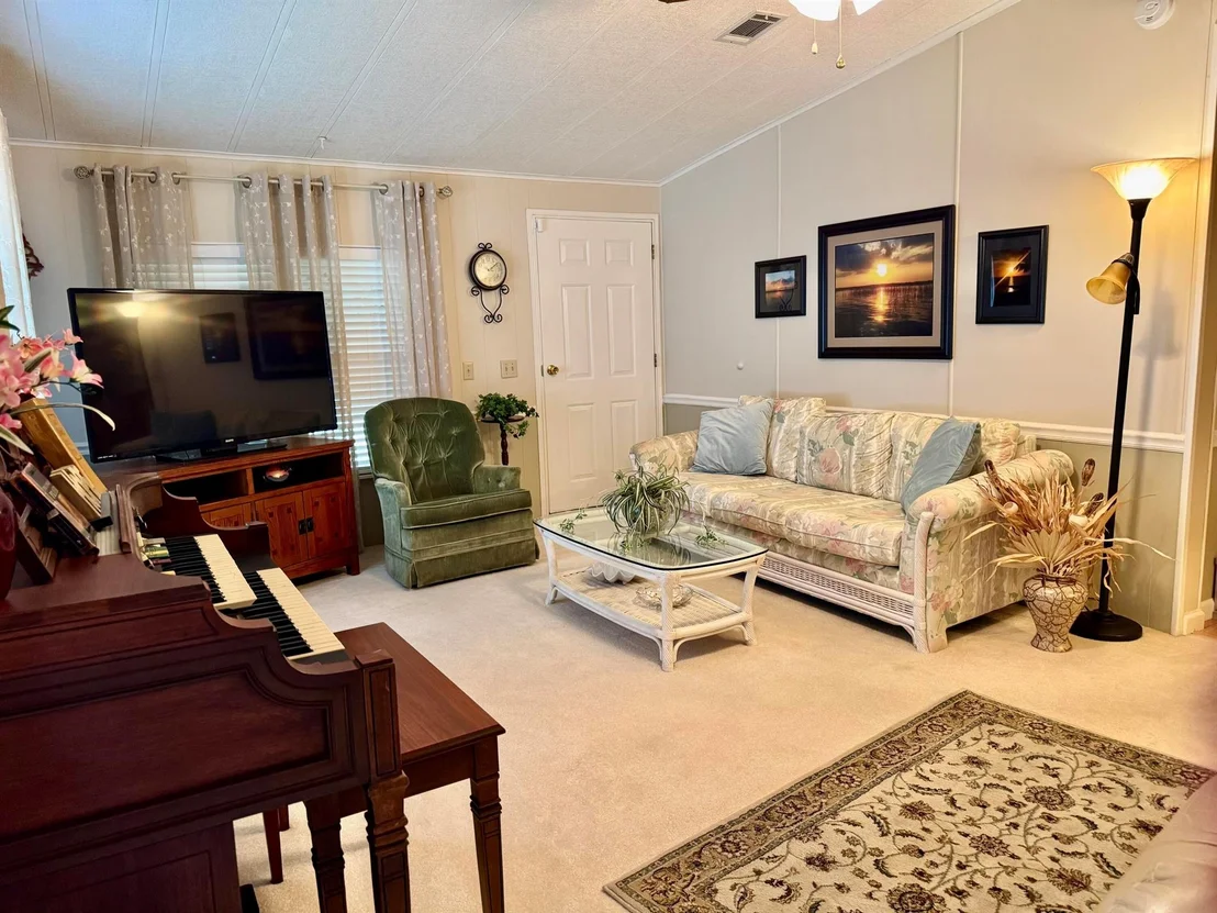 Photo of 2224 SE 34th Lane