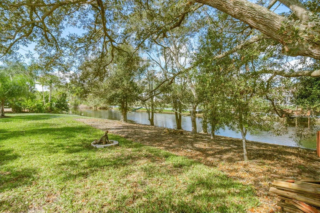 Photo of 431 Joy Haven Drive