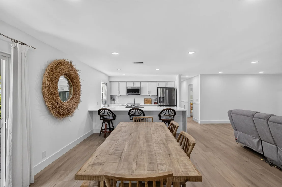 Photo of 617 Heron Drive
