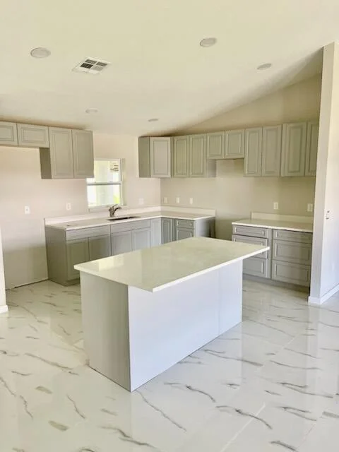 Photo of 2987 NW 33rd Avenue
