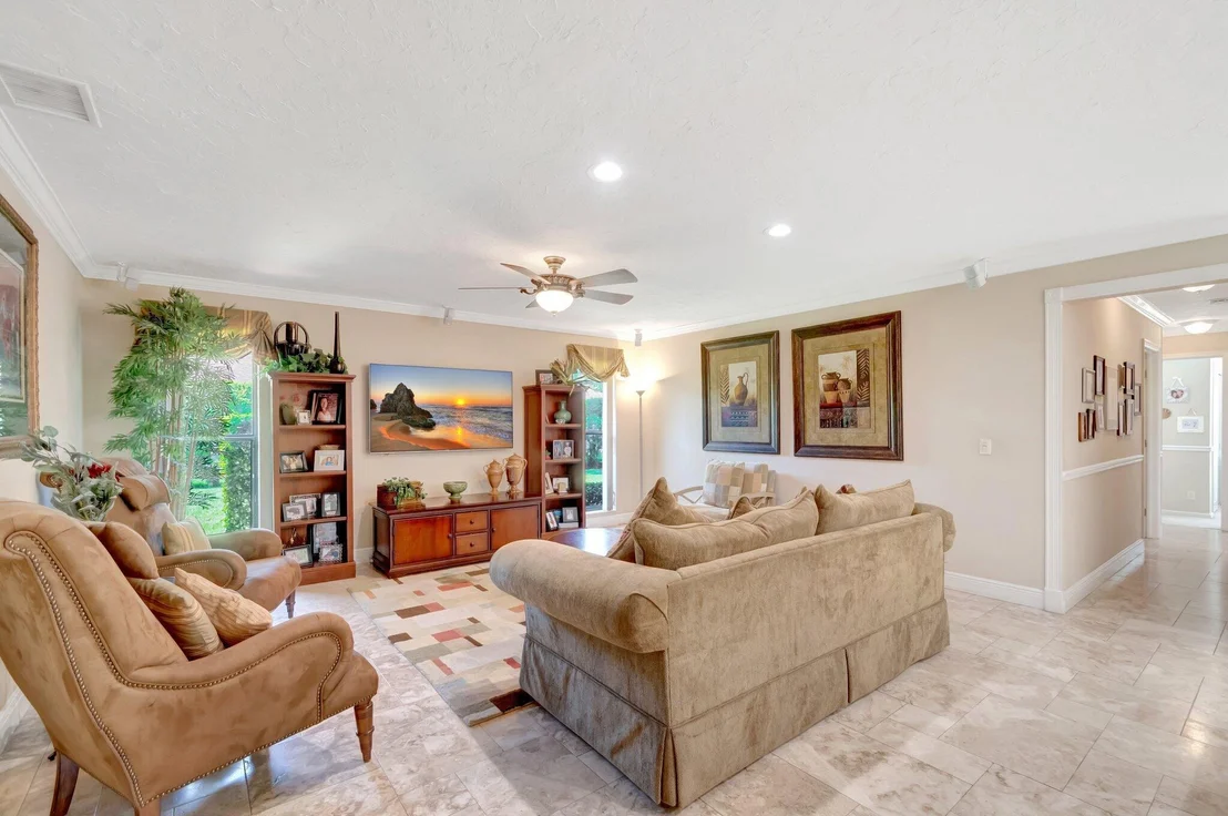 Photo of 15385 Cedar Bluff Place