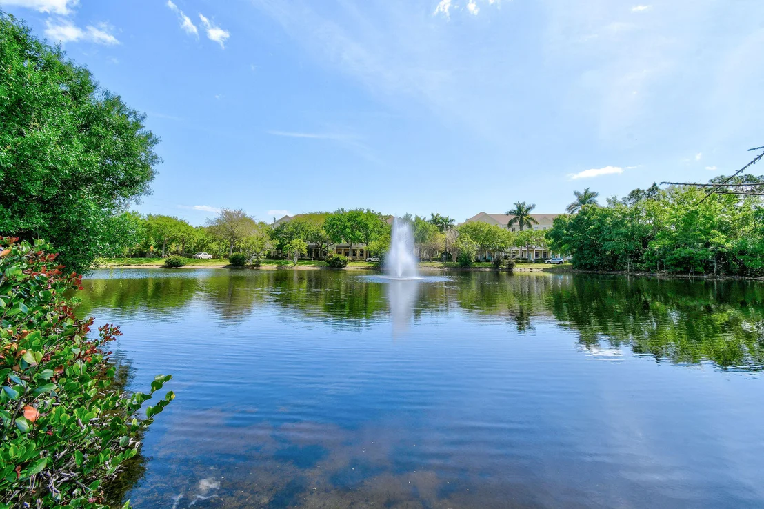 Photo of 256 W Bay Cedar Circle