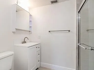 Photo of 211 Maplecrest Circle